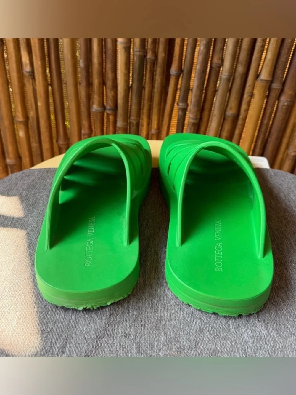 BOTTEGA VENNETA men’s rubber slides